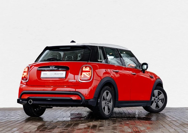 MINI Cooper cena 115900 przebieg: 11770, rok produkcji 2023 z Lądek-Zdrój małe 29